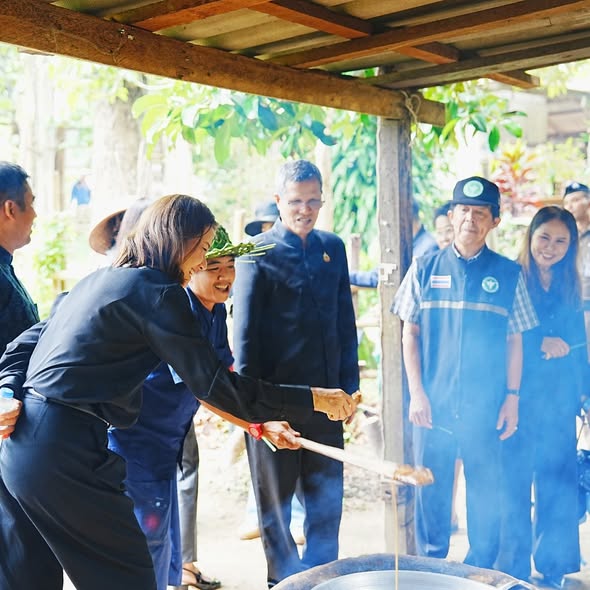 Deputy Minister of Interior Visits Koh Samui to Promote OTOP Nawatwithi Tourism Model